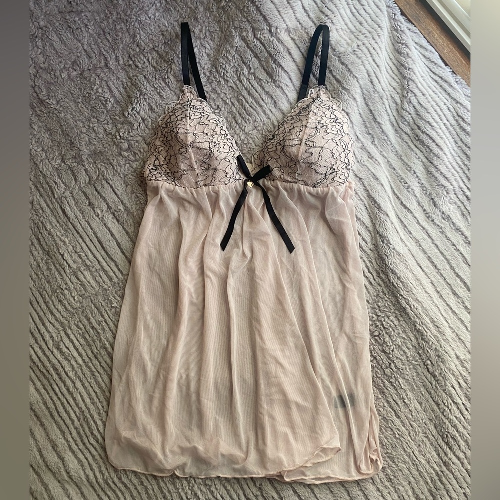 Baby pink babydoll camisole top Size medium black detail lingerie sheer mesh